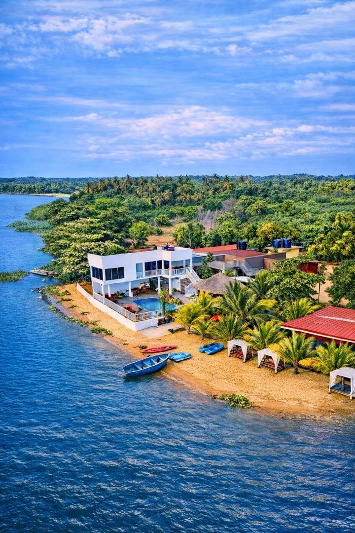 Ad Virgin Island Resort waterfront